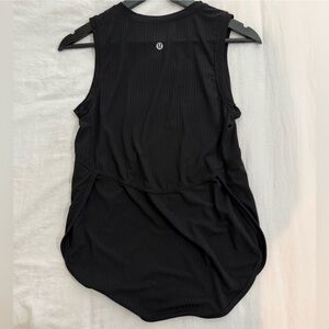 Lululemon sport top